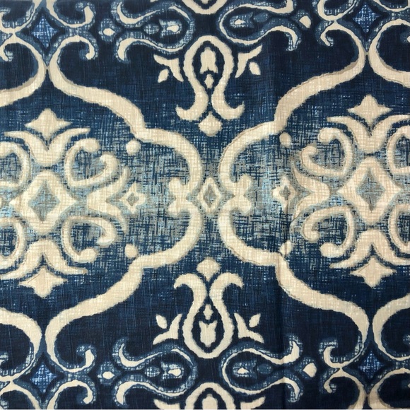 NOBLE EXCELLENCE Medallion Blue Beige Shower Curtain NWT - Picture 7 of 12